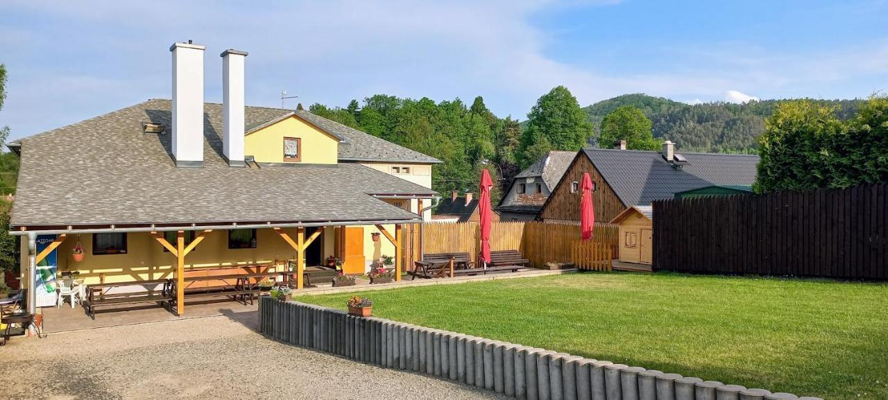 Prazdninovy Dum Sloup - Sloup V Cechach Hotell Eksteriør bilde